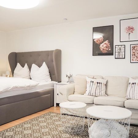 Stylische Wohnung In Ruhiger Lage, Sehr Messenah Laatzen Eksteriør billede