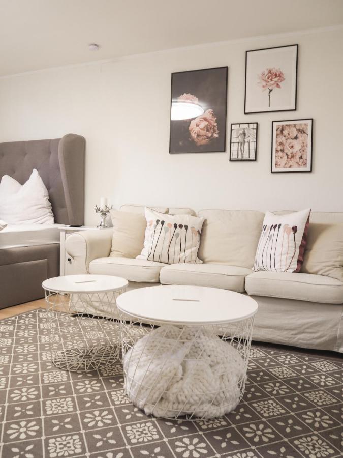 Stylische Wohnung In Ruhiger Lage, Sehr Messenah Laatzen Eksteriør billede