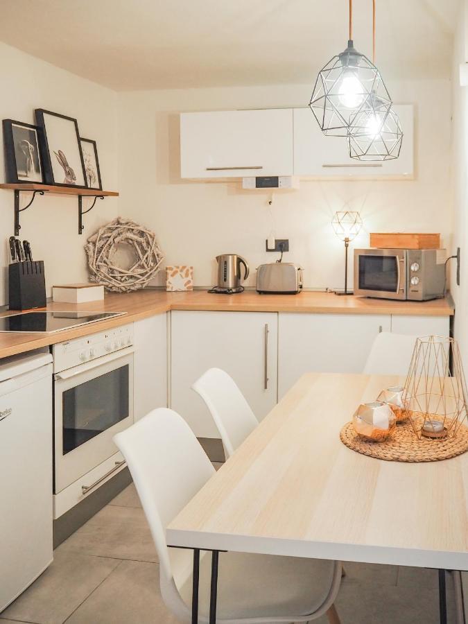 Stylische Wohnung In Ruhiger Lage, Sehr Messenah Laatzen Eksteriør billede