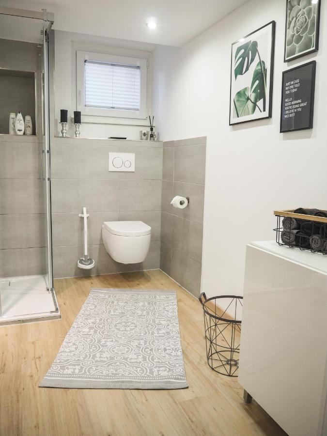 Stylische Wohnung In Ruhiger Lage, Sehr Messenah Laatzen Eksteriør billede